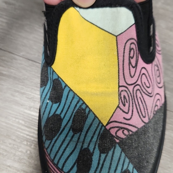 Disney Nightmare Before Christmas Canvas Time Burton Slip Ons Size 7 Mens - Picture 11 of 11